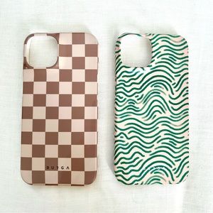 2 Burga iPhone covers